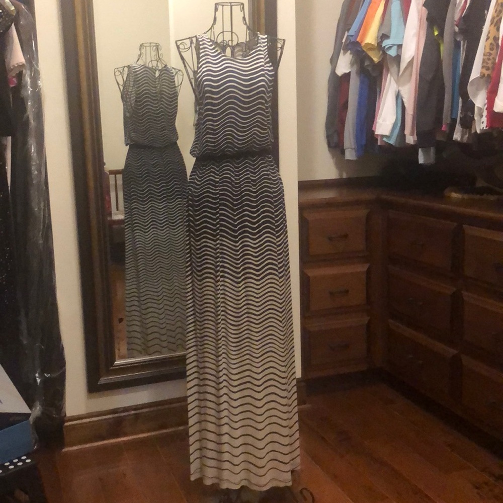Ann Taylor LOFT Maxi dress